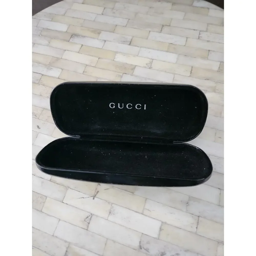 Gucci sunglasses or eyeglasses case EMPTY